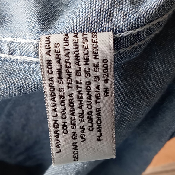 Basics Edition Men's Blue Denim Button Up 100% Cotton Shirt Sz XL - Picture 10 of 11